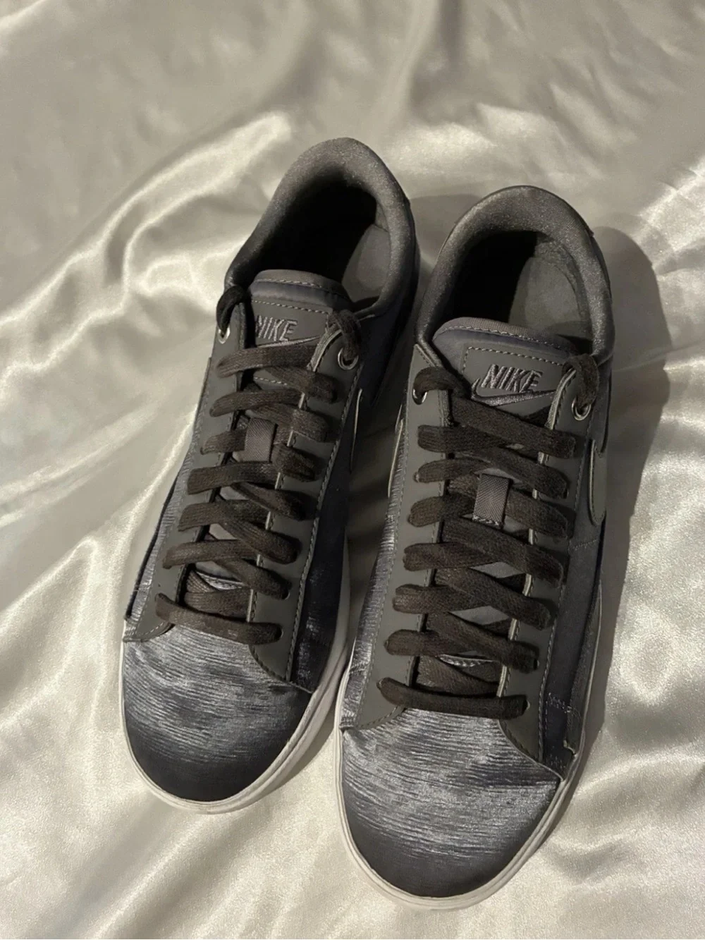 Nike these pairs